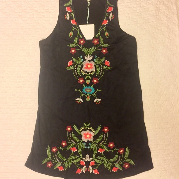 Embroidered Dress - Picture 3 of 7